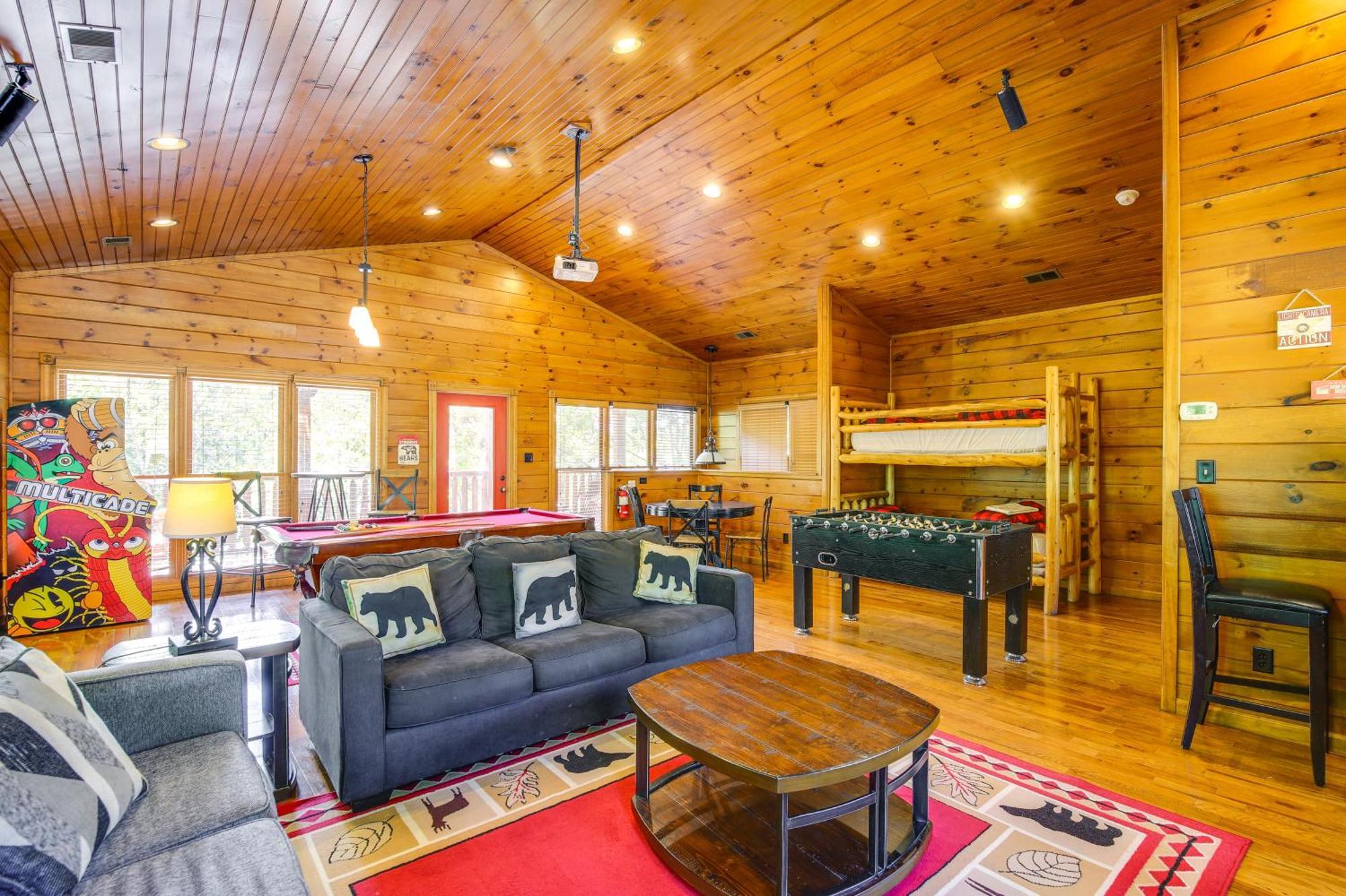 Cabin With Pool Access About 3 Mi To Downtown ガトリンバーグ エクステリア 写真