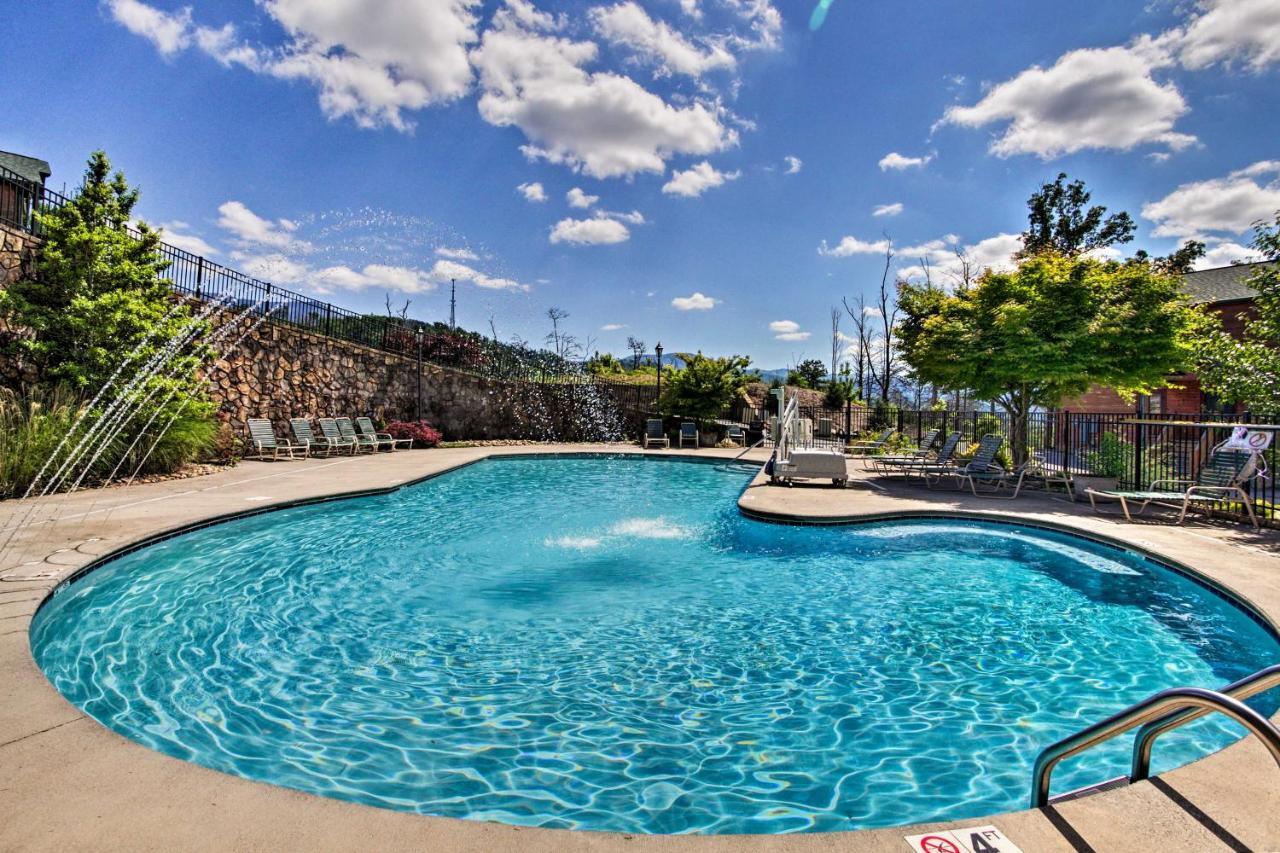 Cabin With Pool Access About 3 Mi To Downtown ガトリンバーグ エクステリア 写真